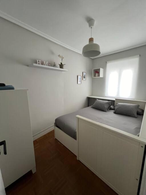 Apartamento Piso Acogedor Cerca Del Centro. Burgo Exterior foto