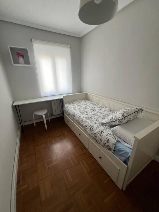 Apartamento Piso Acogedor Cerca Del Centro. Burgo Exterior foto